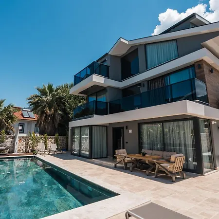 Villa Luxury Heated Pool &