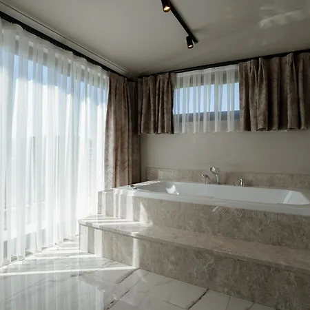 Luxury Heated Pool & فيلة فتحية