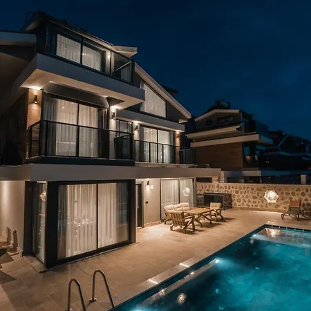 Luxury Heated Pool & * フェティエ